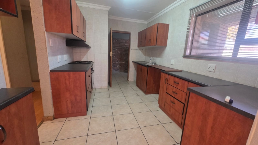 2 Bedroom Property for Sale in Wilkoppies North West